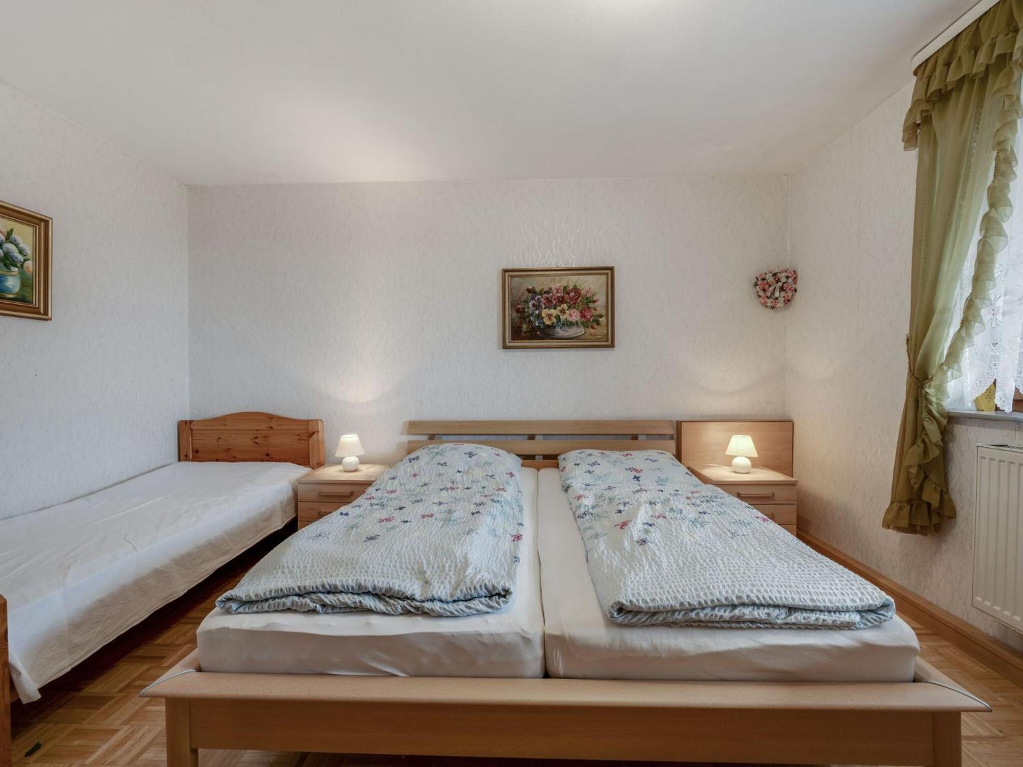 Apartment On A Farm Near The Ski Area Neukirchen beim Heiligen Blut Bagian luar foto